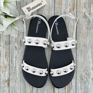 Women’s White Flat Sandals with Silver Studded Accents Shoes Size 11